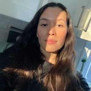 Meet your Posher, Valentina